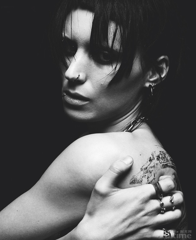  1: Rooney Mara